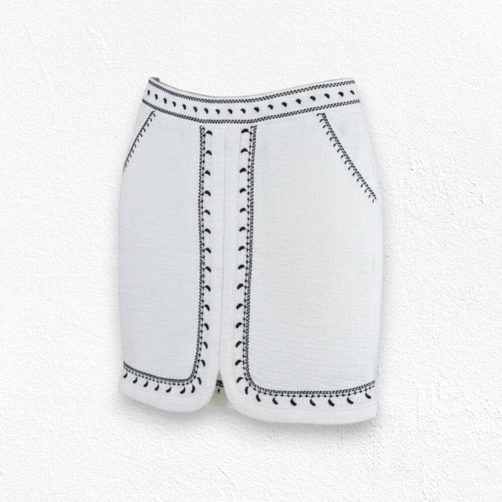 Dolan Left Coast White Textured Embroidered Mini Skirt Size Small Pockets Lined